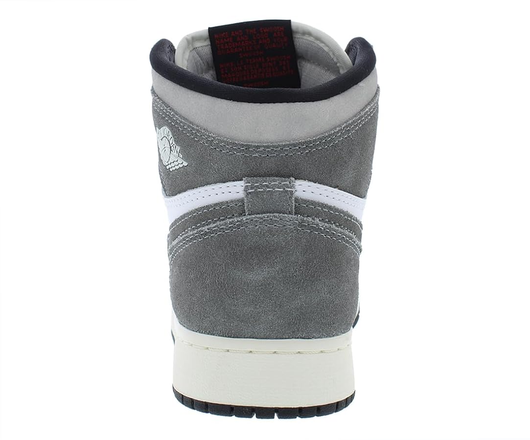 【NIKE】エアジョーダン1 レトロ⌇ジュニアシューズ24.5cm⌇早い者勝ち♥ 楽天市場】ナイキ ジョーダン1 ジュニアの通販